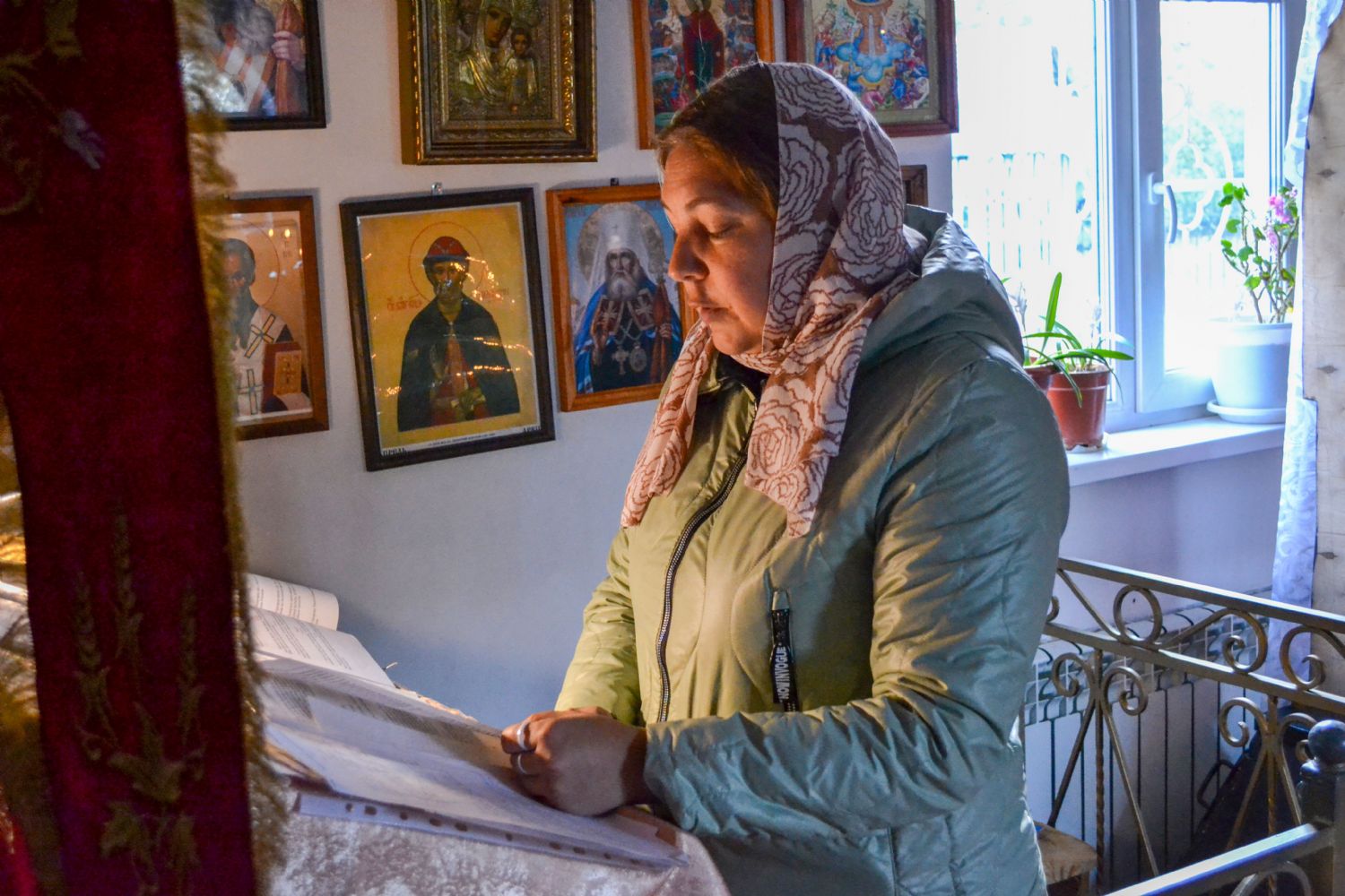 Литургия в Попразднство Воздвижения Креста и память великомученика Никиты
